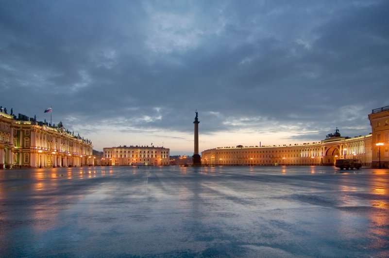 Дворцовая площадь экскурсии по Санкт-Петербургу