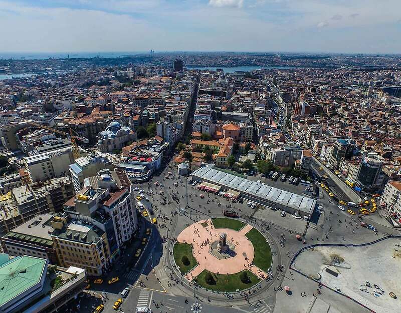 Taksim Square, доклад Стамбул