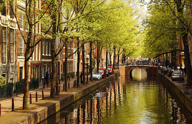 Каналы Амстердама главная достопримечательность Нидерландов