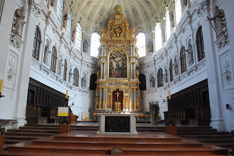Церковь Святого Михаила в Мюнхене