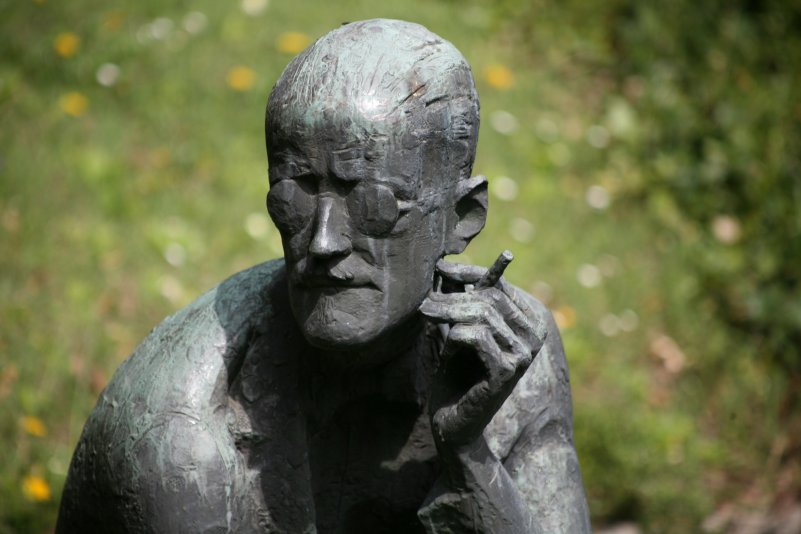 Памятник Джеймс Джойсу на Флунтерн