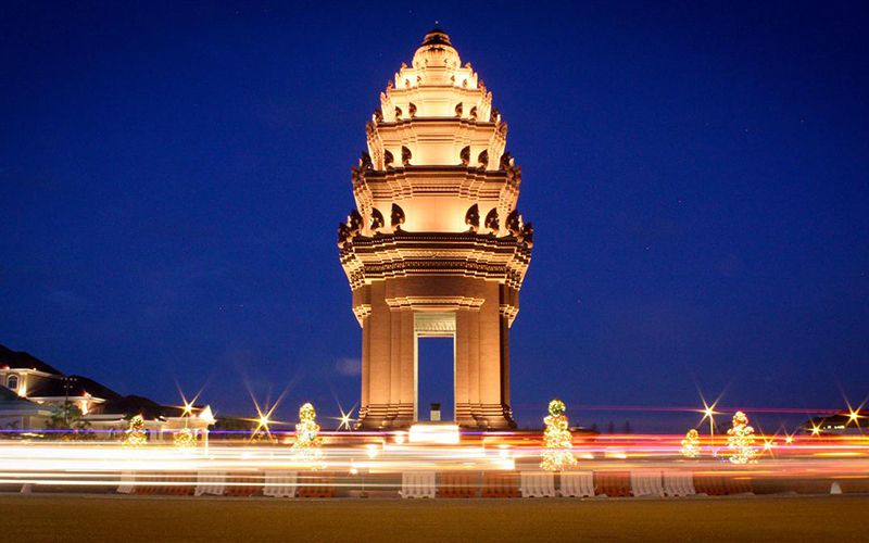 Монумент Независимости, достопримечательности пномпеня