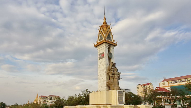 Монумент дружбы Камбоджи и Вьетнама, Пномпень