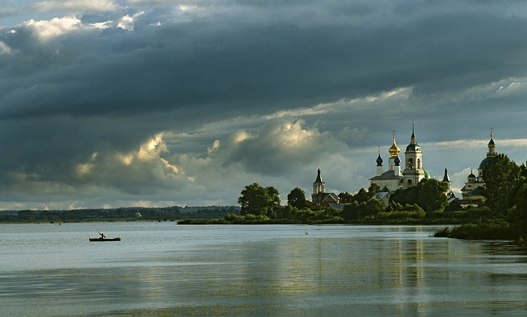 Озеро Неро, Ростов Великий