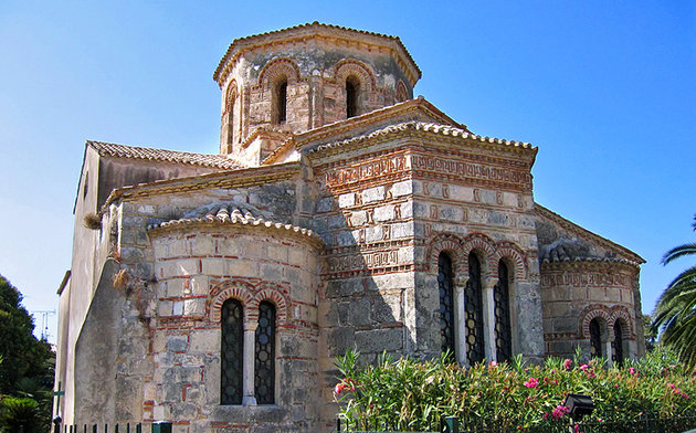 Церковь Святых Ясона и Сосипатр интересное место на Корфу